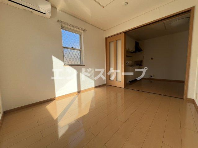 ベル・カーサの居間・リビング|高崎、前橋のお部屋探しはエンドスケープまで！お客様の理想お聞かせ下さい♪