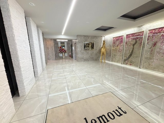 サンレムート新大阪eastⅢのロビー