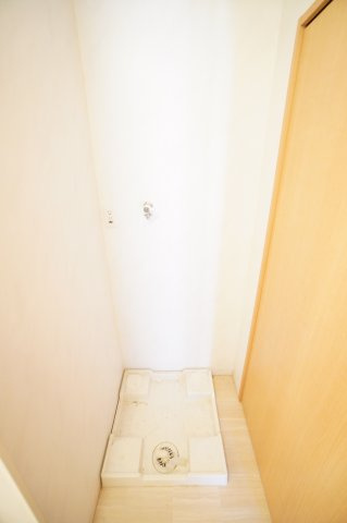 【洗面所】 | コモドカーサ | ※同物件・反転タイプの写真です。