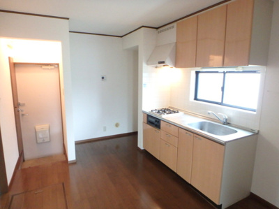 【居間・リビング】 | デザインコートTK | ※同物件・反転タイプの写真です。