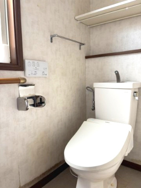 廿日市市四季が丘３丁目　中古住宅のトイレ