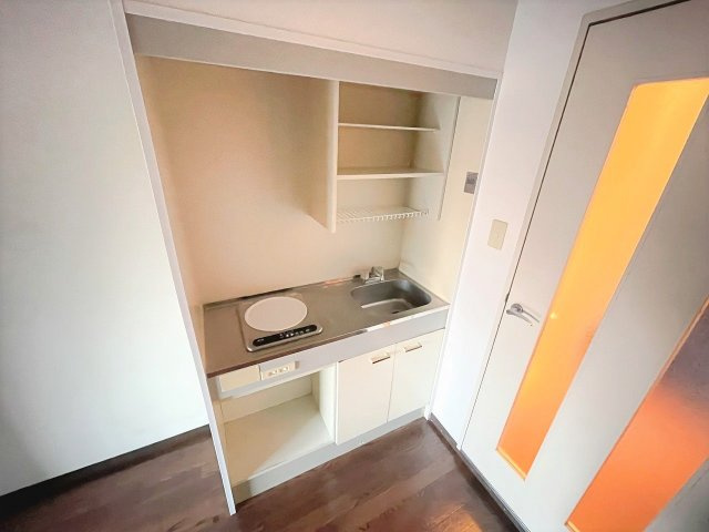 1口コンロ付きのキッチンです