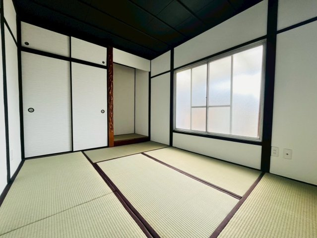 上高丸3丁目貸家の子供部屋