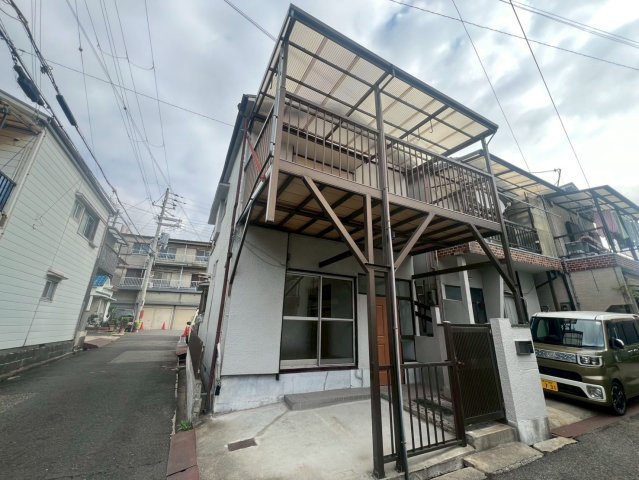 上高丸3丁目貸家の外観