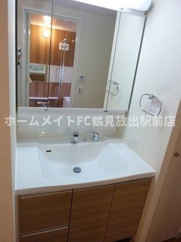 大阪市鶴見区焼野１丁目の賃貸マンションの独立洗面台