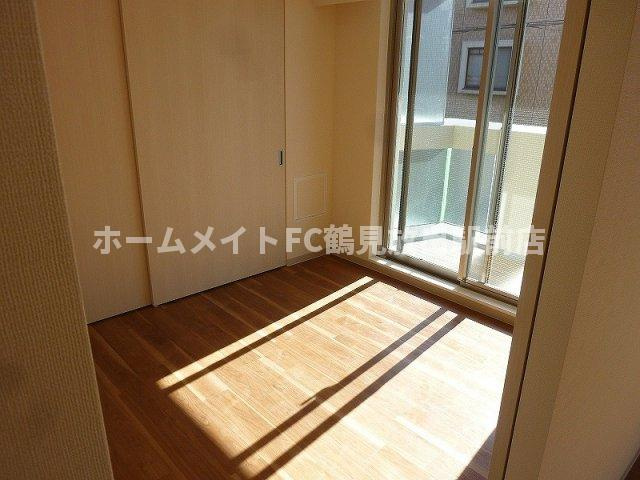 大阪市鶴見区焼野１丁目の賃貸マンションの洋室