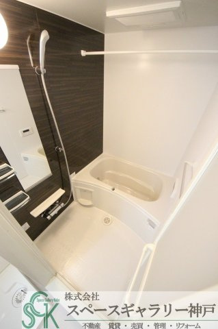 ヒカルサ明石硯町の浴室|※お部屋により仕様が異なる場合があります※