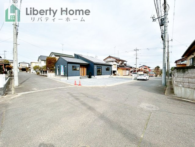 第1石岡市茨城　新築戸建の前面道路含む現地写真