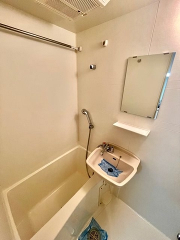 新品家具付きマンション上落合14(KaGood東京)の浴室