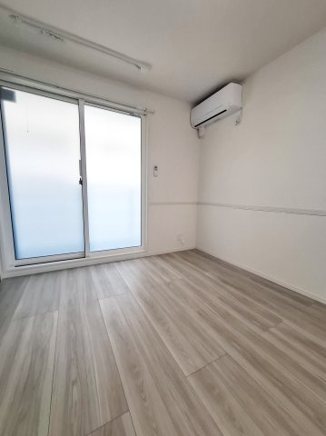 ラ　フレーズの洋室