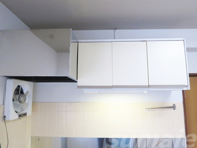 第二星野コーポのその他|キッチン上部に収納スペースございます♪