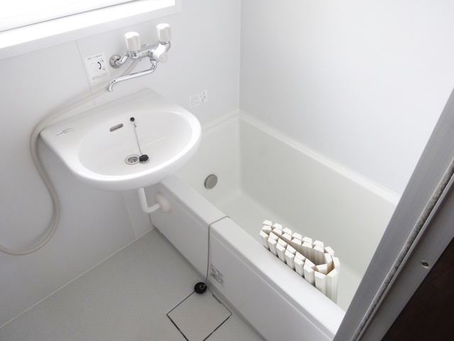 第二星野コーポの浴室|2018年2月浴槽新規交換。