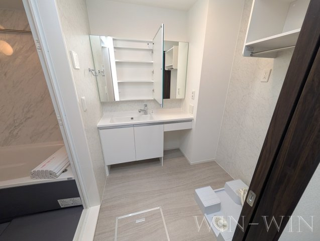 D-avance東脇の洗面所