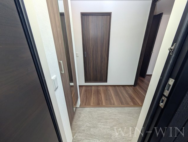 D-avance東脇の玄関