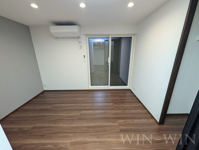 D-avance東脇の洋室