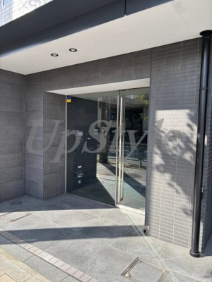 【エントランス】 | パティーナ綾瀬