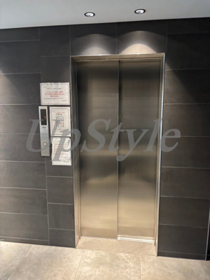 【エントランス】 | パティーナ綾瀬