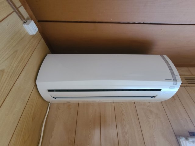 オレンジハイツの設備|南側洋室にあります