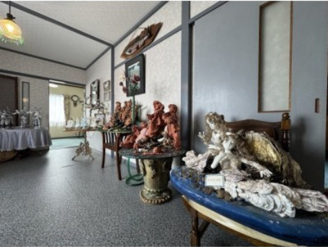 春採4丁目◎静かで落ち着いた環境で広々とした6LDK中古住宅♪の洋室|用途に合わせて自由にレイアウト可能な広々とした空間。