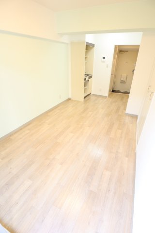 大阪市都島区都島南通２丁目の賃貸マンションの洋室