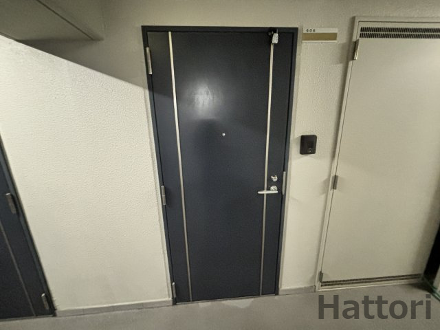 アーデン新大阪の玄関