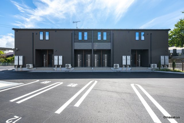 プレシャス・アイルの外観|家賃割10％　割引期間は契約開始日より23ヶ月後の末日迄。