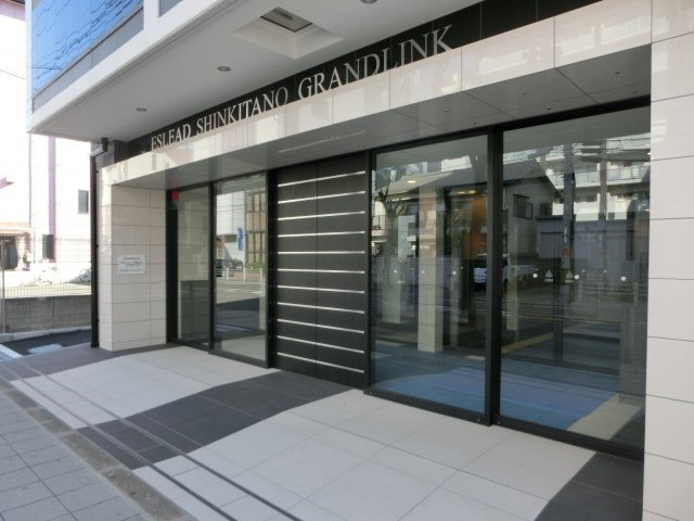 大阪市淀川区新北野３丁目の賃貸マンションのエントランス