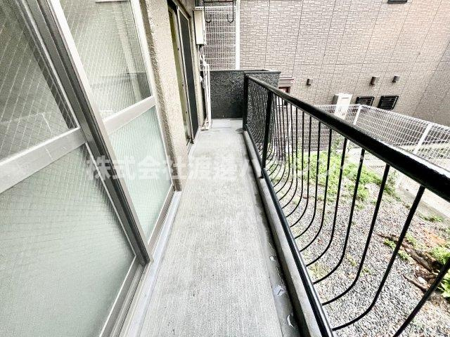 紙谷第2マンションのバルコニー