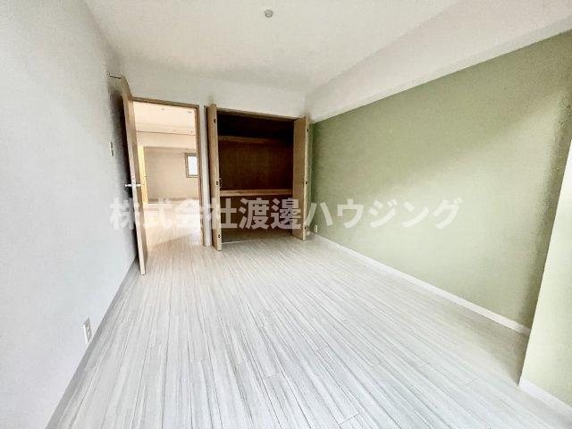 紙谷第2マンションの寝室