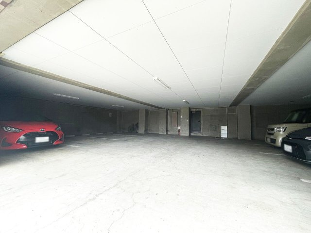 【駐車場】 | レクセルマンション石神井公園（成増店） | 平面駐車場／月額14000円