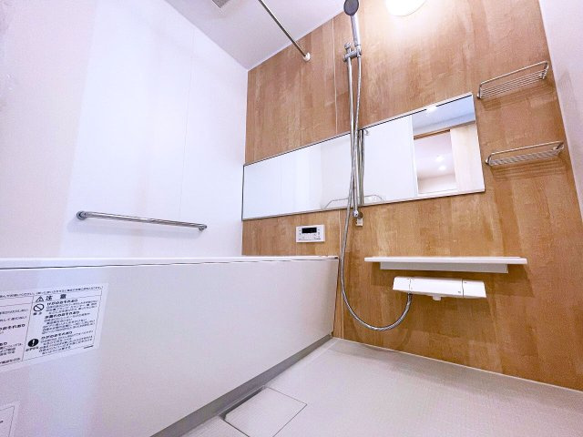 【浴室】 | レクセルマンション石神井公園（成増店） | 保温機能を搭載した風呂ふた付