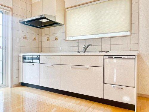 和歌山県海草郡紀美野町 中古戸建のキッチン|キッチン