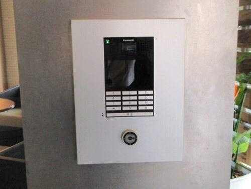 ライオンズ東京三ノ輪ミレスのその他|オートロック　※2023年7月撮影