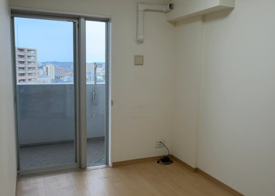 【子供部屋】 | アクシア八王子ピュアマークス | 子供が何人でも年齢によっては、受験時にしっかり壁のある個室があった方が良い場合もあります。難しい問題ですが、兄弟の人数や、性別や年齢差によって状況が異なりますので、数年後のこともしっかり考えましょう。