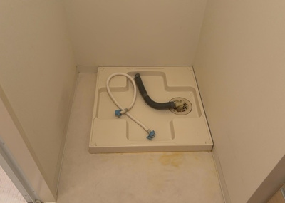 【ランドリースペース】 | アクシア八王子ピュアマークス | ランドリースペースも気になります。洗濯機置場があり「洗う、干す、取り込む、アイロンがけ、たたむ」など、洗濯に関する家事をするための空間です。広さや収納など付帯設備も含めて、詳細は現地でご確認ください。