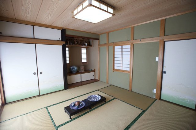 東金市堀之内　中古戸建の和室|敷地約130坪   6SLDK 駐車3台可能　増築約59.82㎡あり　ご見学は事前予約調整が必要です
