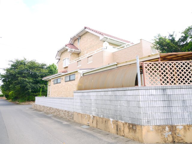 東金市堀之内　中古戸建の外観|敷地約130坪   6SLDK 駐車3台可能　増築約59.82㎡あり　ご見学は事前予約調整が必要です