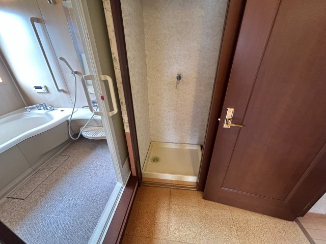 【その他】 | 【屋上付】沼田市横塚町　３階建2LDK