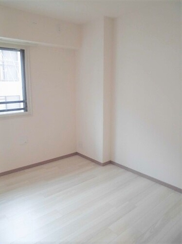 ワコーレフェリズ西岡本のその他|洋室約4.5畳