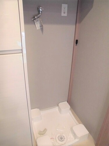 ワコーレフェリズ西岡本の設備|室内洗濯機置場