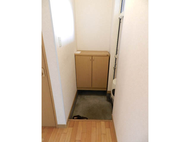 ベルシーヌ美園の玄関