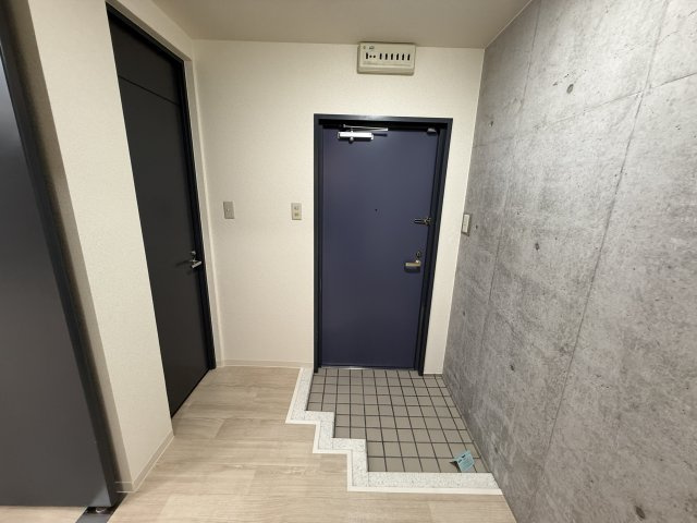 セントラルコート３号館の玄関