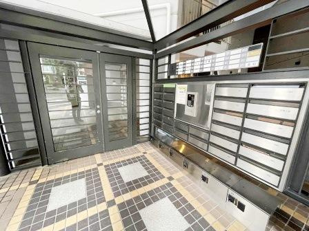 ウィルテラス南大塚のロビー