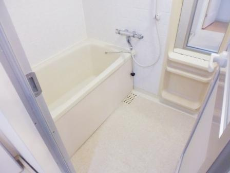 ウィルテラス南大塚の浴室