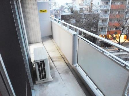 ウィルテラス南大塚のバルコニー