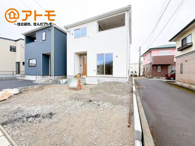 【駐車場】 | 御殿場市川島田第8　新築一戸建て　2号棟 | ゆったりスペースで、駐車も楽ちん♪