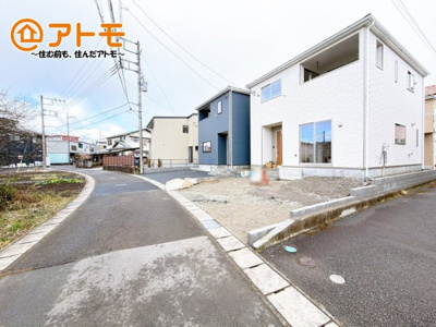 【前面道路含む現地写真】 | 御殿場市川島田第8　新築一戸建て　2号棟 | 前面道路は車通りが少なく安心♪