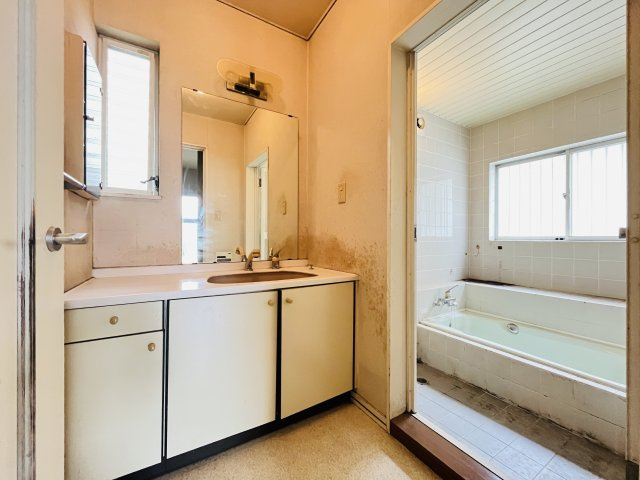 【独立洗面台】 | 熊谷市万吉　中古戸建