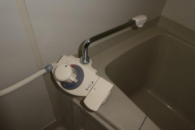 ピュアラの浴室|サーモスタッド付き水栓