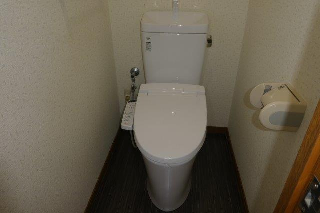 ピュアラのトイレ|ウォシュレット